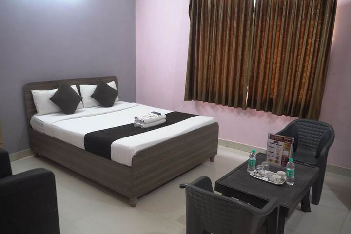 Room 16 of 37