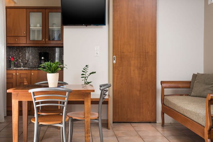 Dining Photos