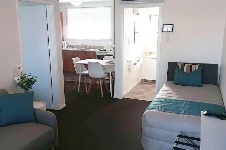 Room 14 of 68