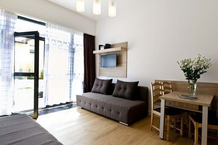 Room 103 of 272