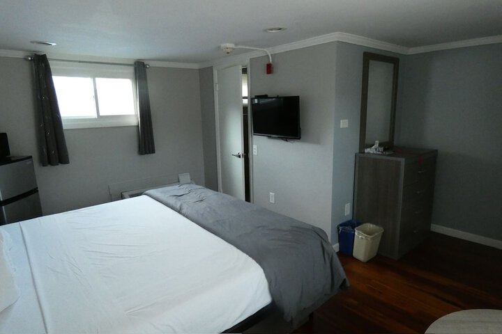Room 15 of 59