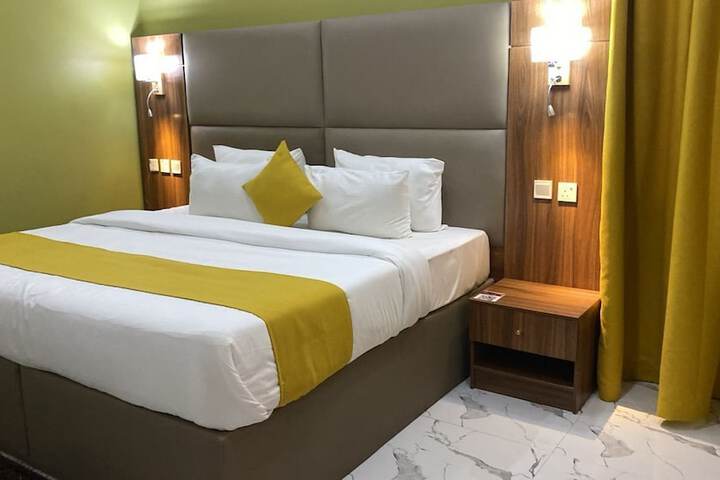 Room 20 of 23
