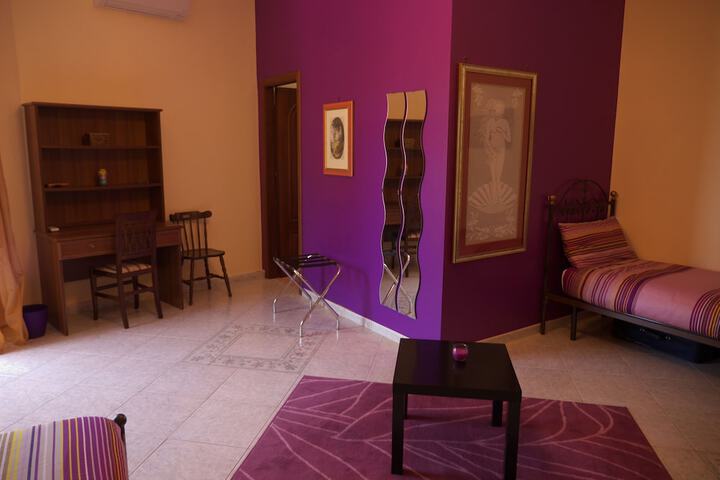 Room 16 of 64