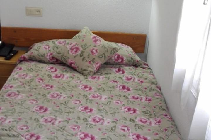 Room 3 of 7