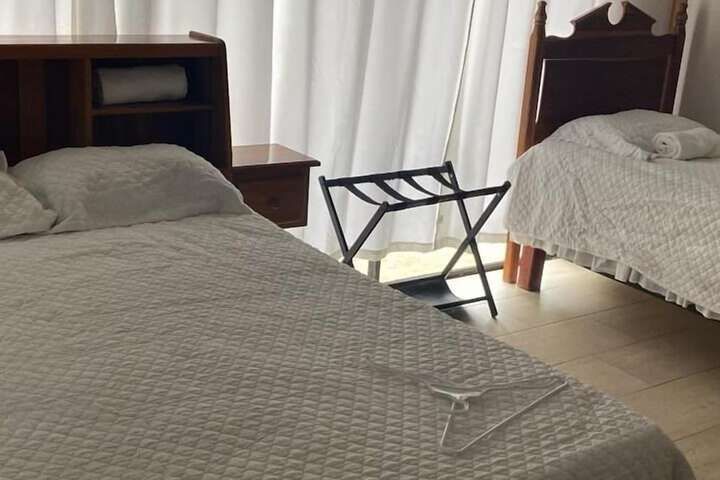 Room 10 of 82