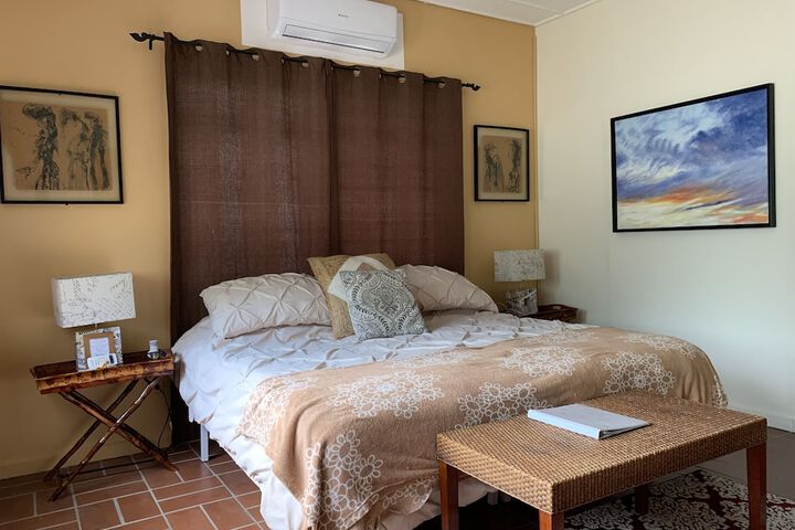 Room 4 of 39