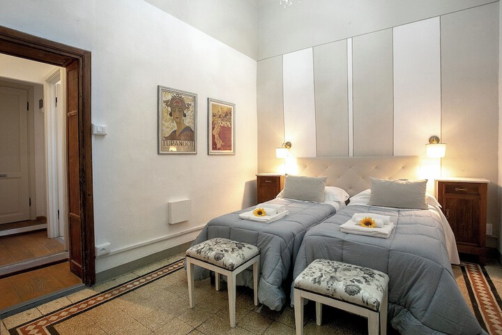Room 6 of 21