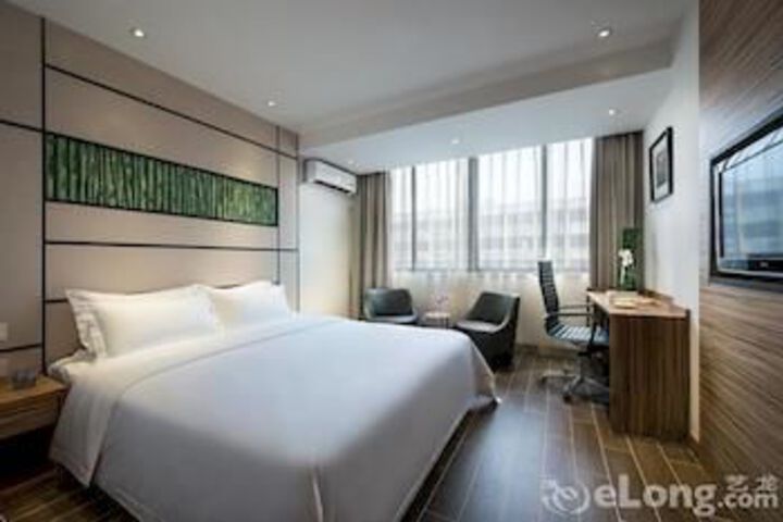 Room 31 of 69