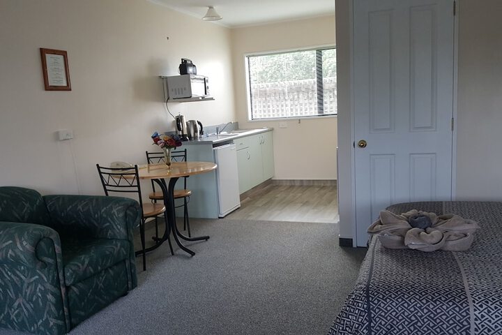 Room 18 of 42