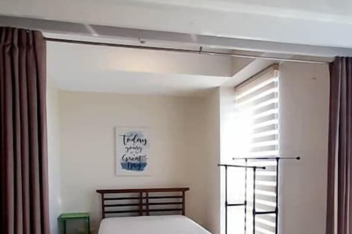 Room 6 of 38