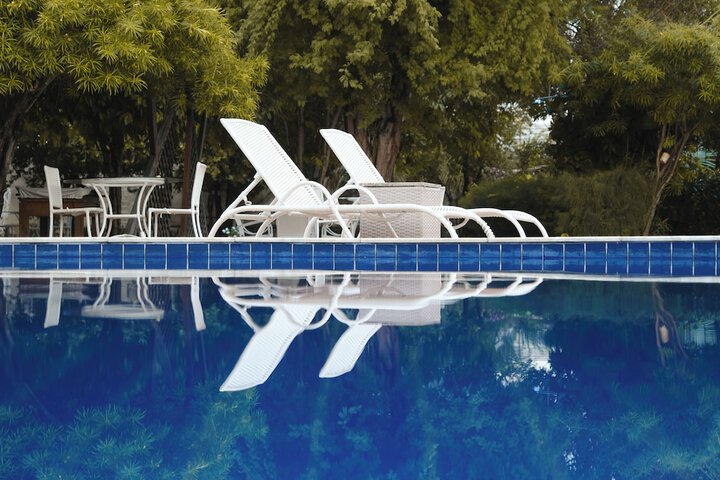 Pool 34 of 48