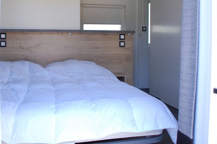 Room 4 of 44