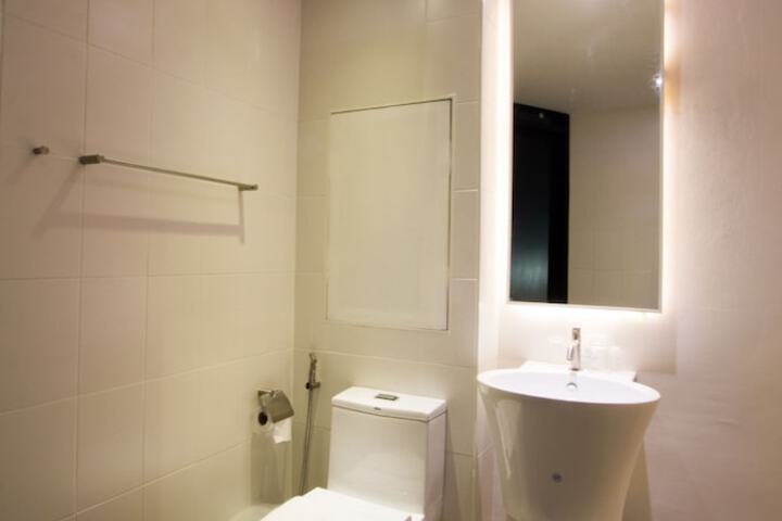 Room 21 of 61