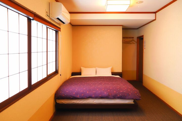 Room 10 of 59
