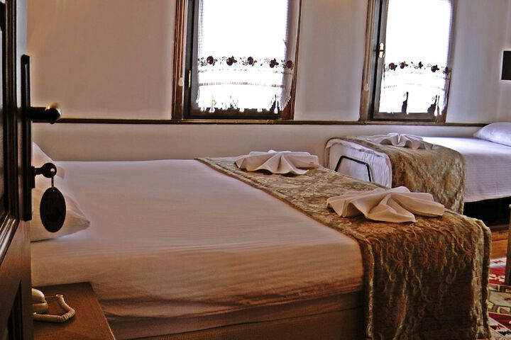 Room 5 of 23
