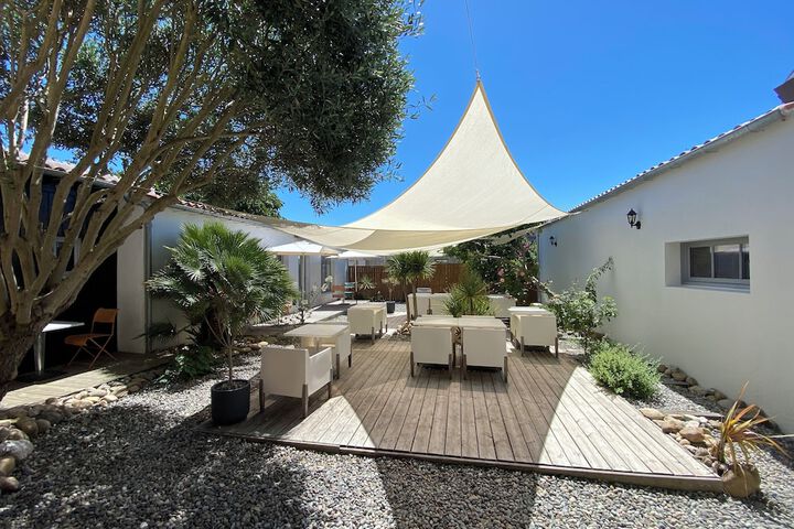 Terrace/Patio 6 of 32