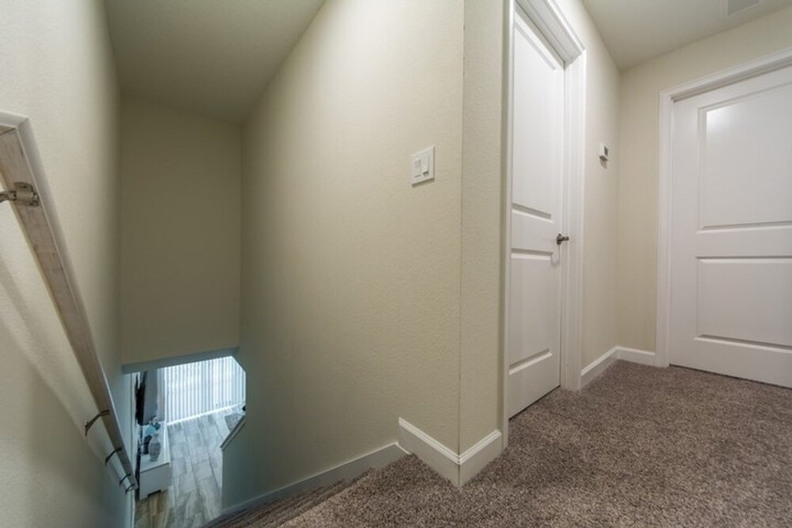 Room 11 of 36