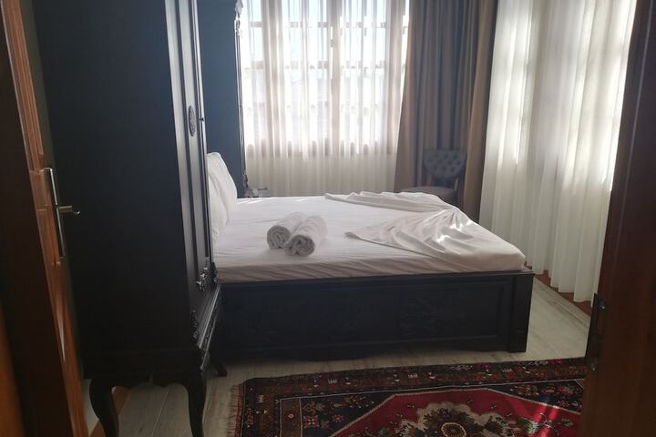 Room 4 of 49