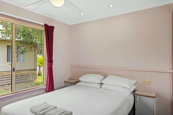 Room 2 of 56