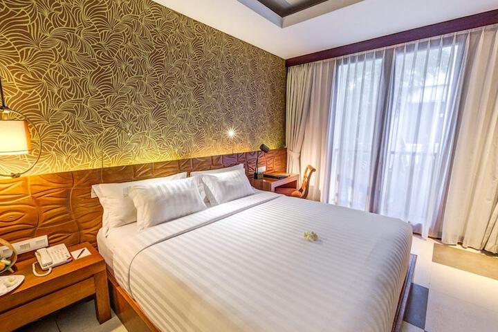 Room 10 of 41