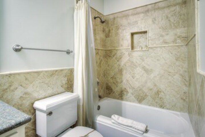 Room 3 of 22