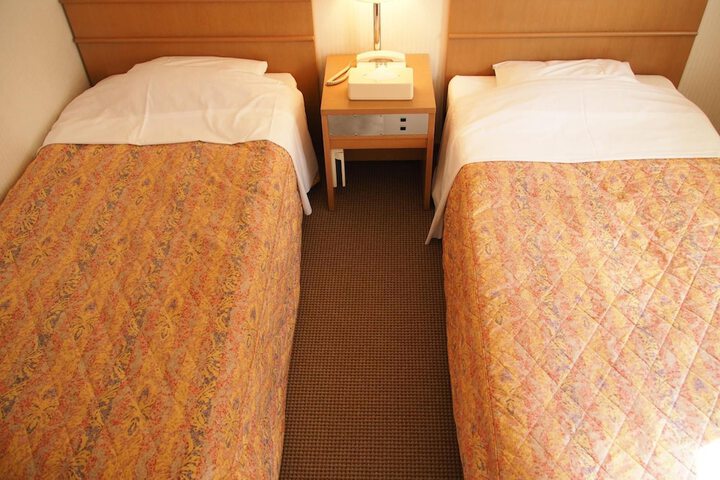 Room 19 of 47