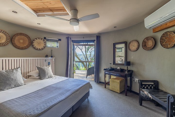 Room 35 of 65