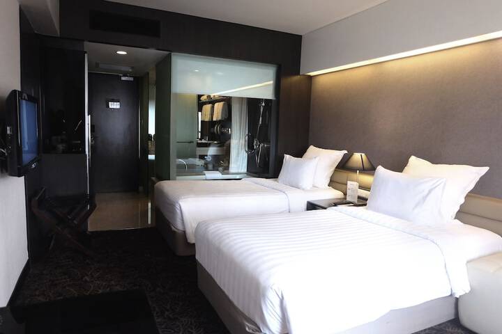 Room 10 of 139