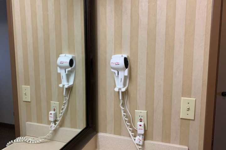 Bathroom amenities