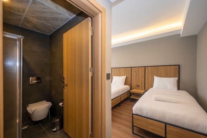 Room 74 of 88