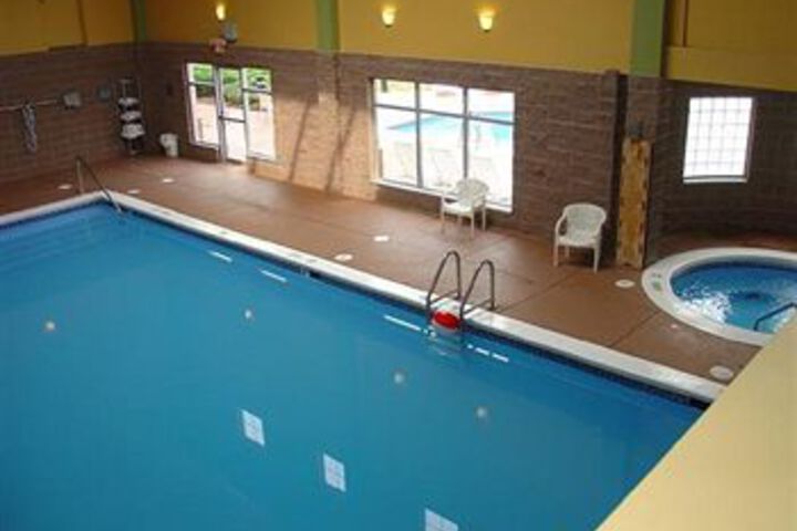 Pool 15 of 19