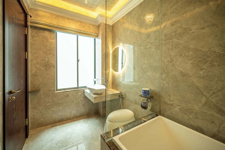 Room 207 of 285