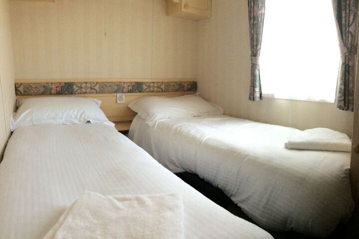 Room 21 of 27