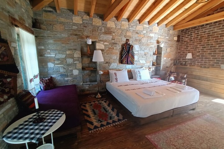 Room 22 of 85