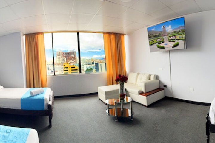 Room 15 of 32