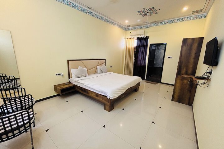 Room 14 of 41