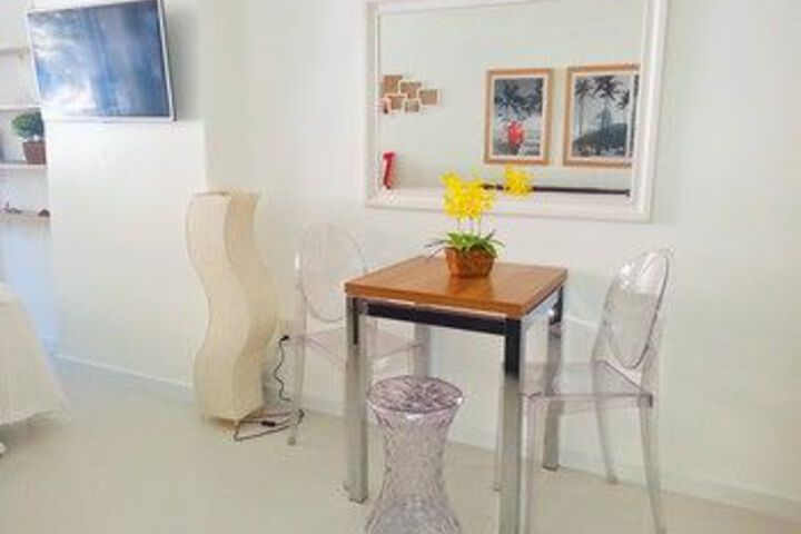 Room 12 of 14