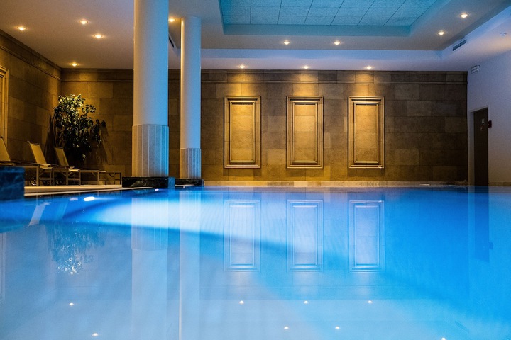 Pool 85 of 122