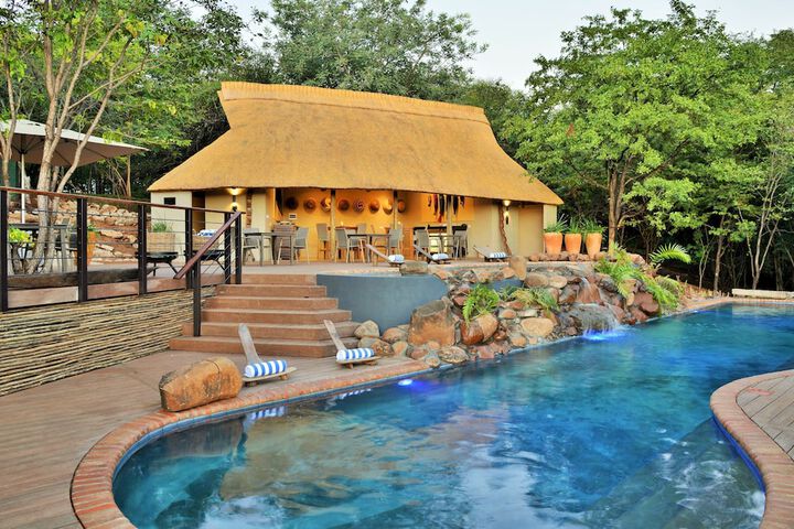 Hotel with Pool