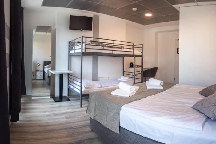 Room 33 of 57