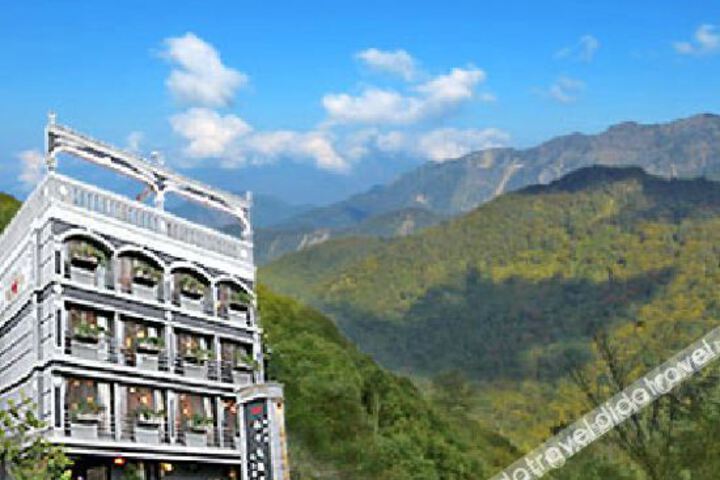 Alishan Peak Hotel
