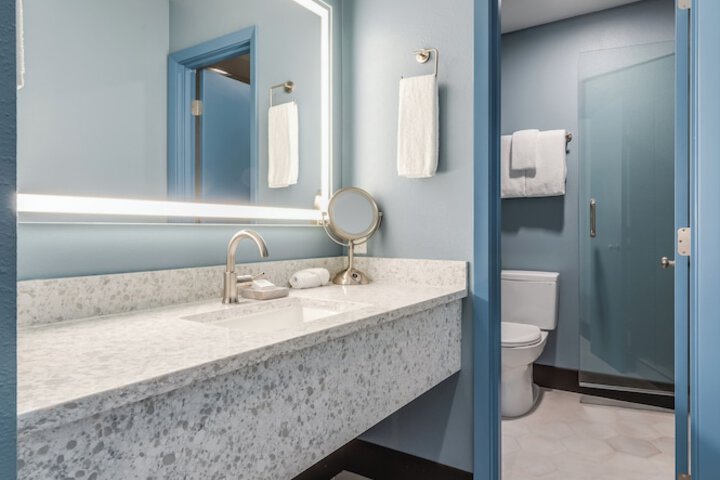 Room 113 of 220