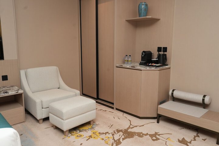 Room 6 of 46