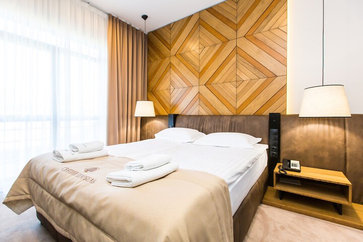 Room 20 of 28