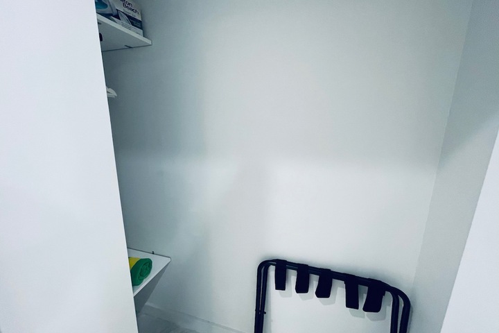 Room 10 of 174