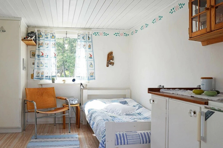 4 Person Holiday Home in Hamburgsund
