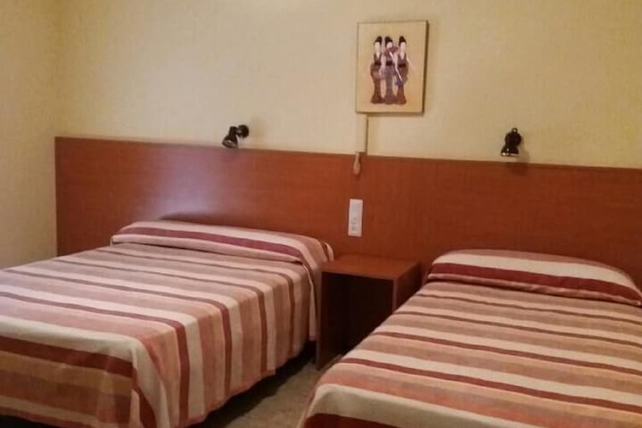 Room 5 of 22