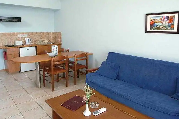 Room 3 of 14