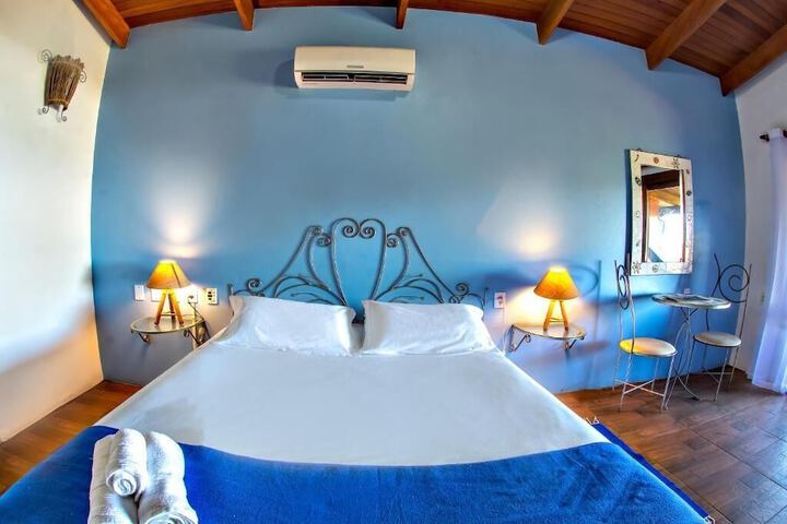 Room 6 of 59