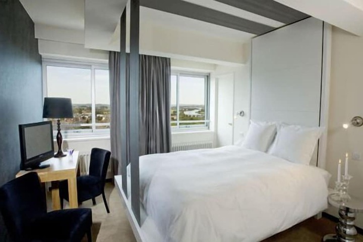 Room 26 of 67